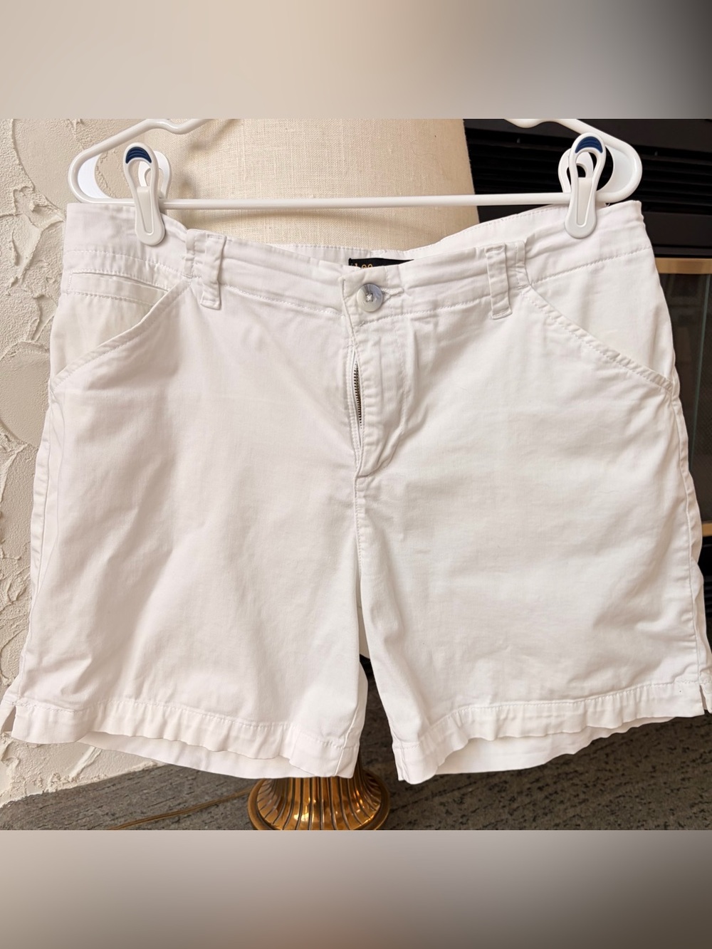 Lee Classic Straight White Women's Casual Shorts size 12